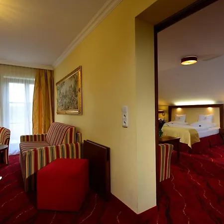 Best Western Plus Hotel Erb Vaterstetten Exterior photo